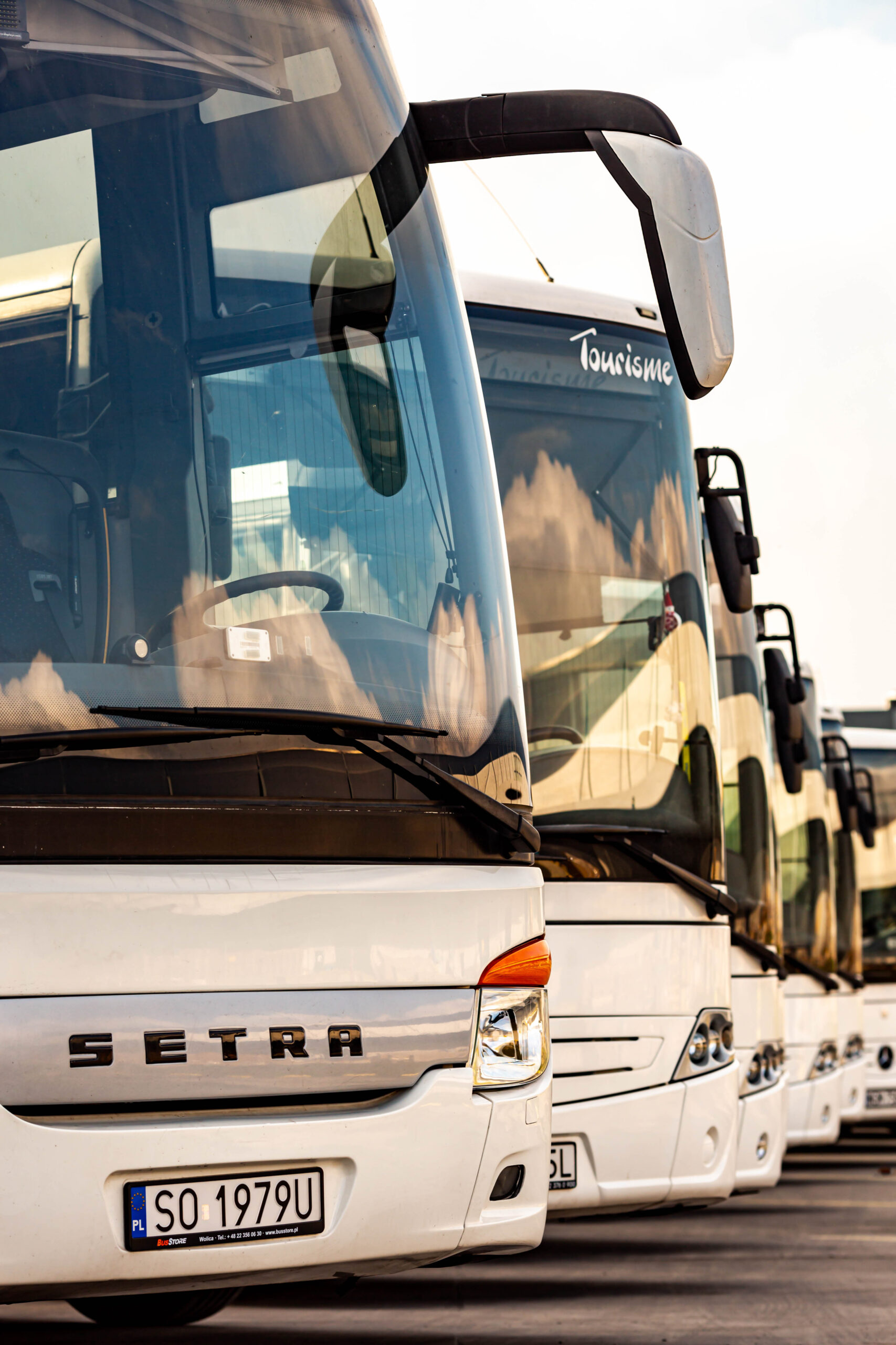 autokary podmiejskie